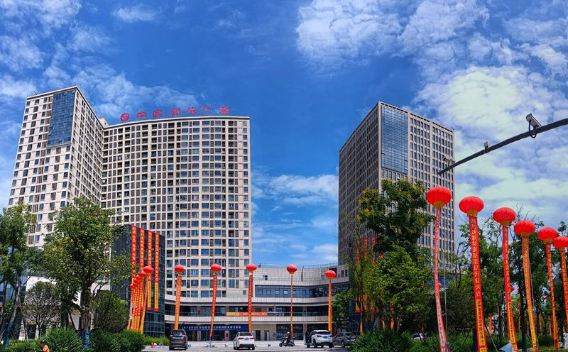 双喜临门多快乐 锐意进取迎未来 泸州HMj华美居酒店盛大开业