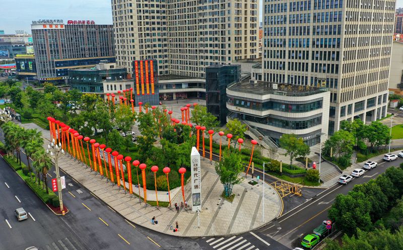 双喜临门多快乐 锐意进取迎未来 泸州HMj华美居酒店盛大开业!(图2) 双喜临门多快乐 锐意进取迎未来 泸州HMj华美居酒店盛大开业!