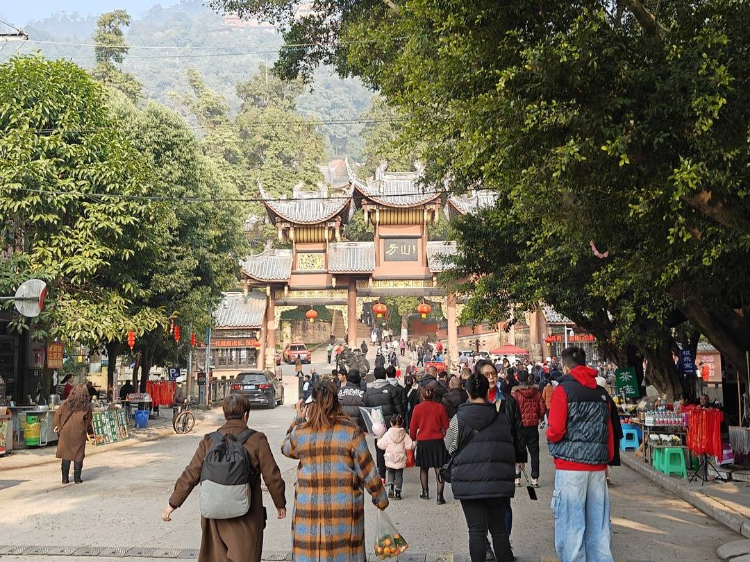 醉喜江阳年 春节天天乐丨幸福“家”倍 合不“龙”嘴