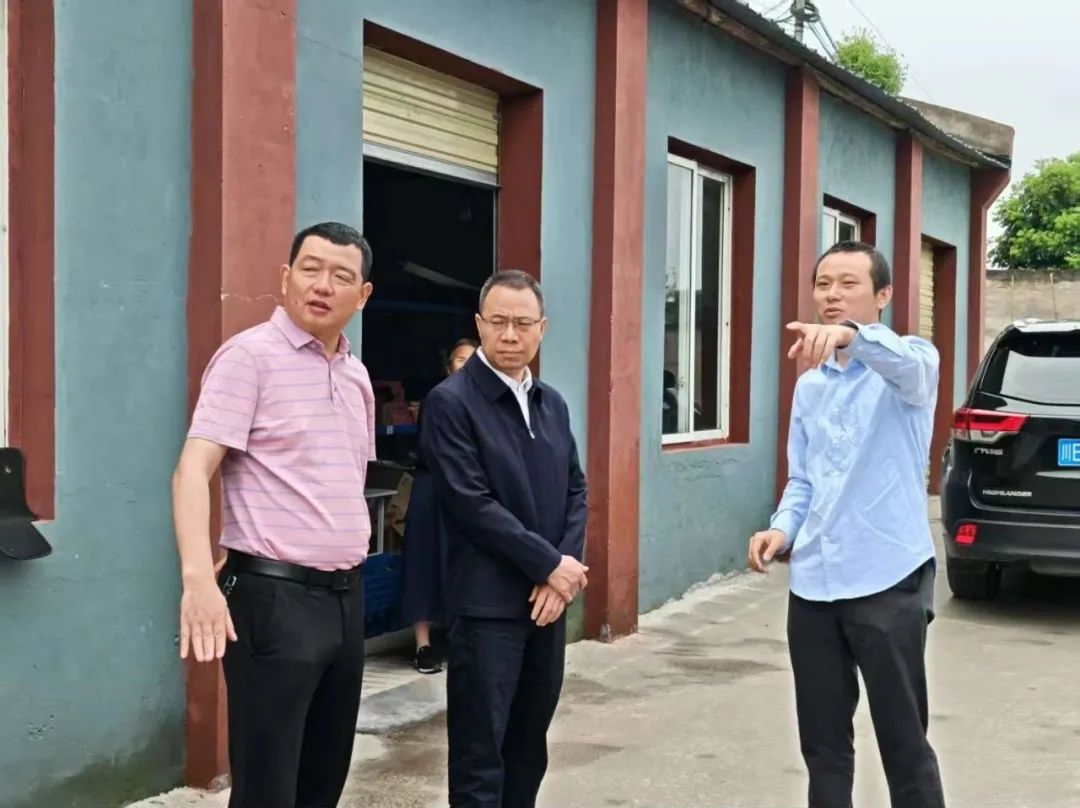 泸县县委副书记吕先莅临蜀汉堂健康产业园指