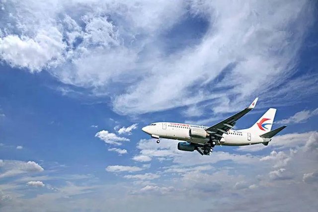 泸州飞往杭州航班上 万米高空的紧急救援
