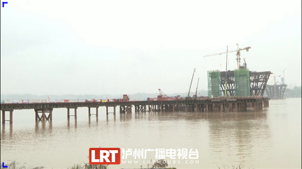 泸州长江六桥桥墩施工有序推进 预计2021年投用