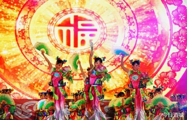 古蔺花灯代表四川参加第十五届 中国民间文艺“山花奖”全国展演(图2) 古蔺花灯代表四川参加第十五届 中国民间文艺“山花奖”全国展演(图2)
